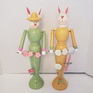 Wooden Pair of Decorative Easter Bunnies